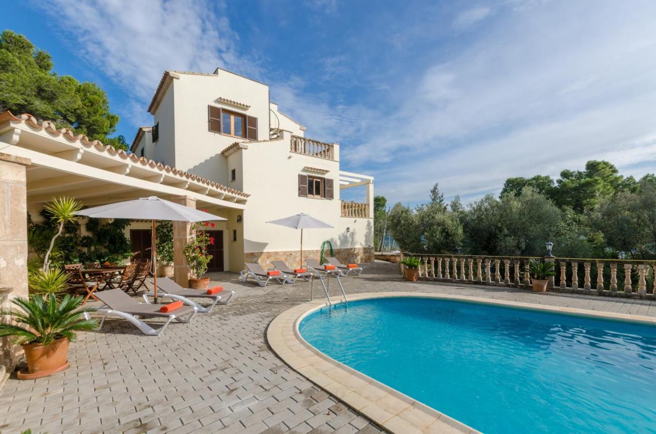 Villa Yourhouse Binifat *